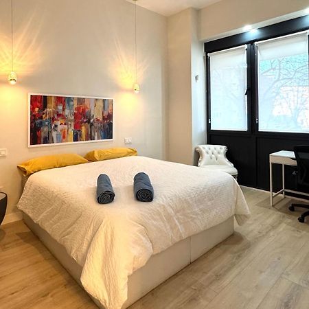 Luxury Suite Wifi Ac Servicios En La Puerta マドリード エクステリア 写真